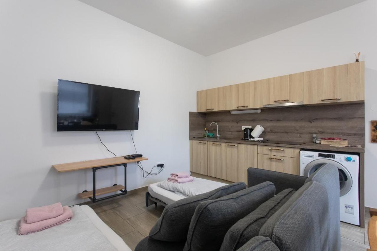 Big Pipe Apartment リュブリャナ エクステリア 写真