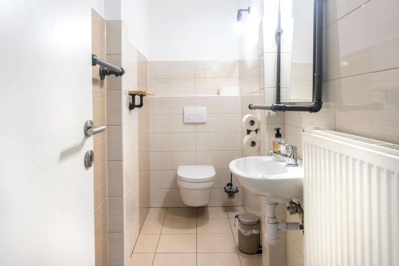 Big Pipe Apartment リュブリャナ エクステリア 写真